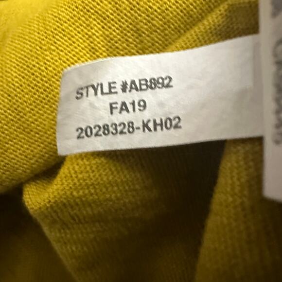 J.Crew Cotton Tee Women's Size M Yellow Floral Rose Embroidered Casual - Picture 6 of 6